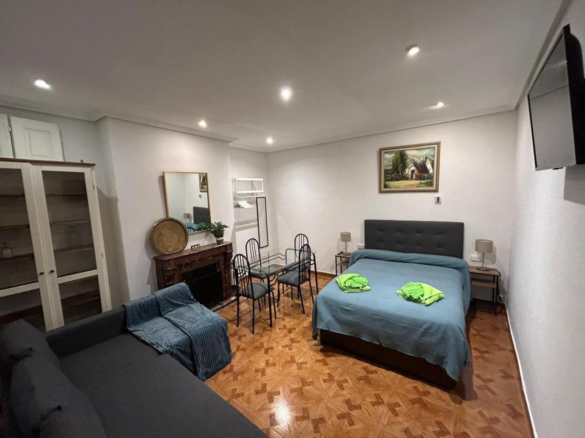 Habitaciones Figueroa 马德里 外观 照片