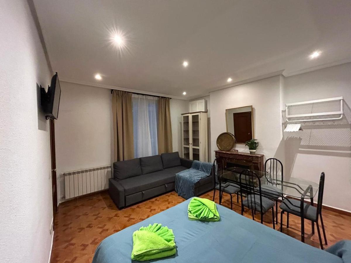 Habitaciones Figueroa 马德里 外观 照片
