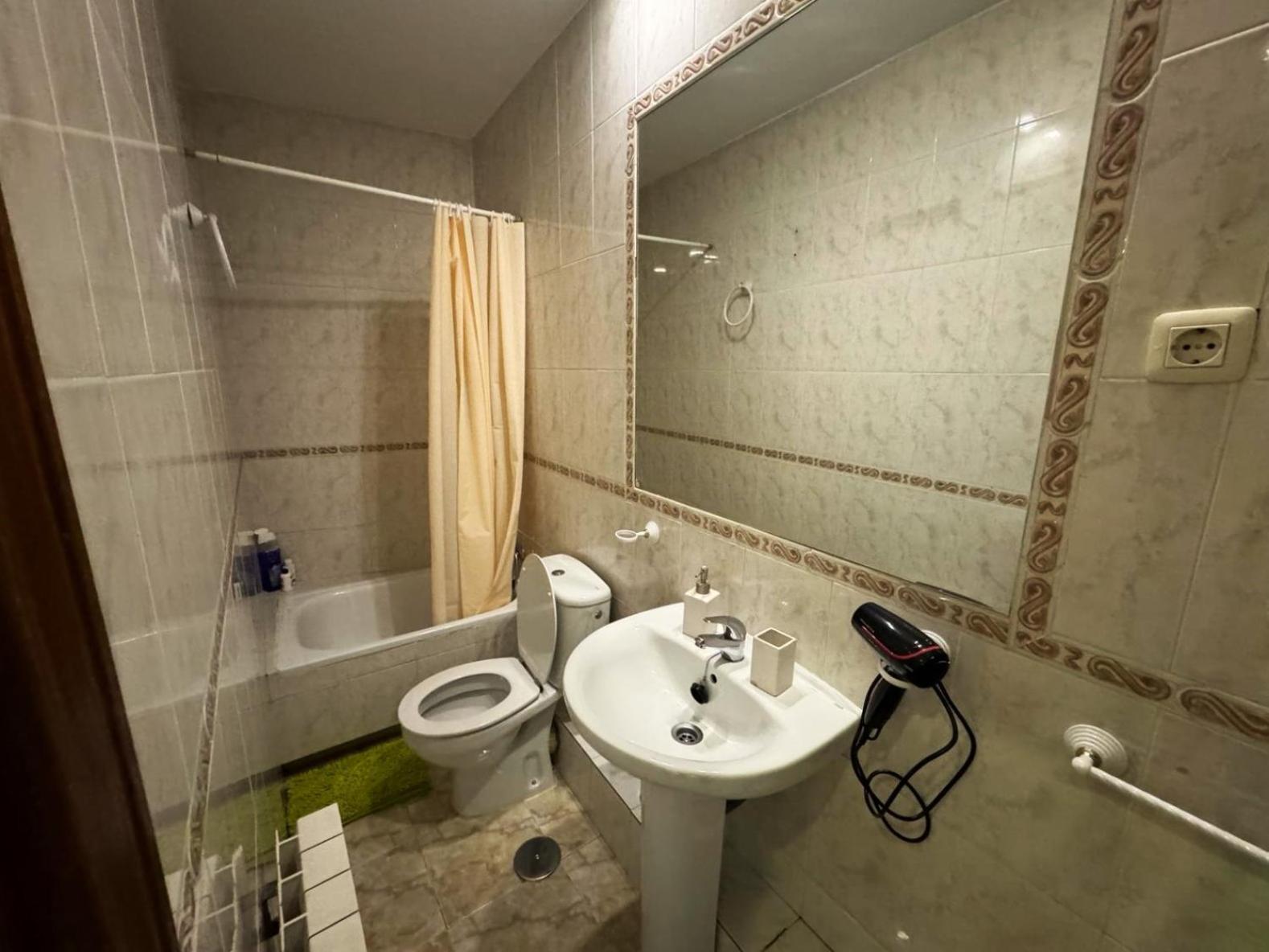 Habitaciones Figueroa 马德里 外观 照片